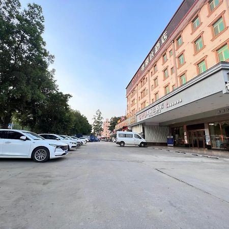 Frida Hotels Guangzhou Baiyun International Airport Esterno foto