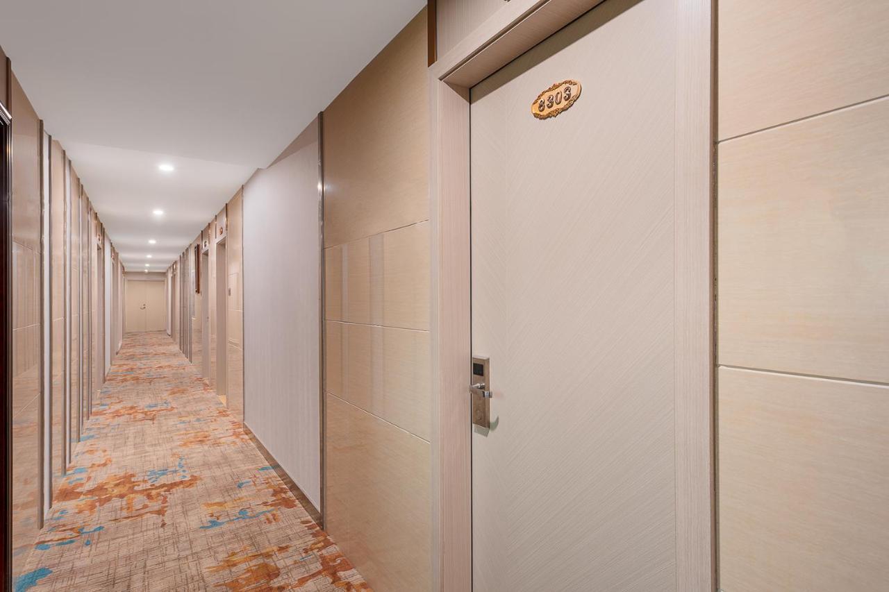Frida Hotels Guangzhou Baiyun International Airport Esterno foto